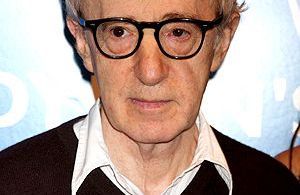 Woody Allen attaqué sur sa vie privée