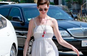 Le look du jour : Anne Hathaway
