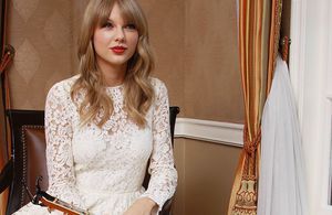 Le look du jour : Taylor Swift et sa robe en dentelle