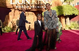 Beyoncé et sa fille Blue Ivy font sensation avec les Destiny’s Child à l’avant-première du Roi Lion