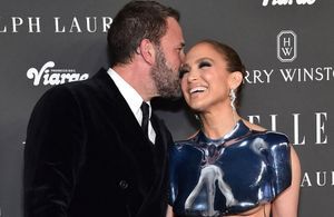 Jennifer Lopez et Ben Affleck, duo complice aux ELLE Women in Hollywood Awards