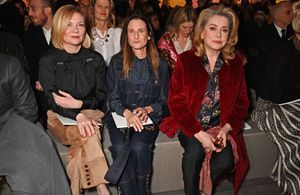 Carla Bruni, Camille Cottin, Catherine Deneuve : les stars présentes au défilé Dior