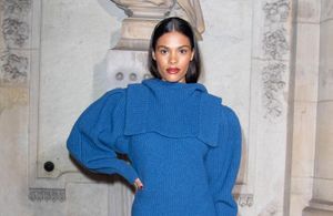 Fashion Week de Paris : Tina Kunakey sublime face à Maisie Williams
