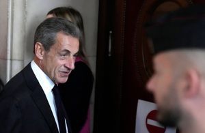 Affaire des écoutes : Nicolas Sarkozy condamné en appel pour corruption à trois ans de prison, dont un an ferme