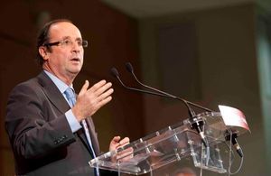 François Hollande est candidat aux primaires du PS