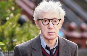La fille adoptive de Woody Allen traumatisée par le cinéaste