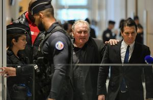 Procès Depardieu, récit d'audience, jour 4 : « Vous avez pas non plus subi un viol avec Guy Georges ? »