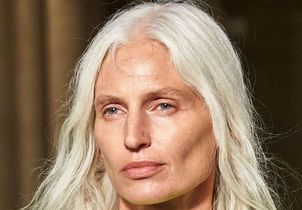 Ces astuces utilisées par les blondes pour masquer leurs cheveux blancs sans passer par la case coloration