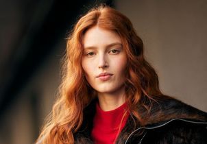 Coaching beauté : comment entretenir et coiffer des cheveux gonflés par l’humidité ?