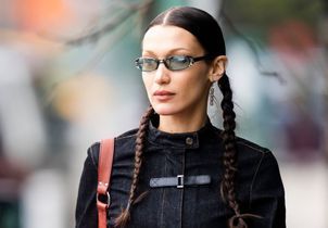 Bella Hadid remet au goût du jour la coiffure la plus simple (et pratique) de l’été