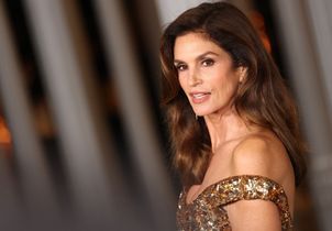 Cindy Crawford fête ses 60 ans : retour en images sur ses plus beaux brushings
