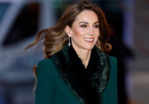 Popularisée par Kate Middleton, la Posh Mom Bronde est la couleur de cheveux à adopter en 2026 