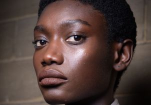 Peau floutée et fini mat : la “Cloud Skin” s’annonce comme l’une des grandes tendances maquillage de 2026