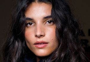 Cette huile booste la brillance des cheveux de 195 % dès la première application 