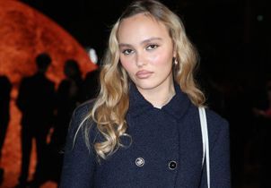 « Milk tea hair » : cette coloration fait son grand retour en 2026