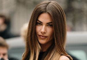 Pourquoi l’« Huile Sirène » de Kérastase est devenue LE soin culte des cheveux exposés au soleil