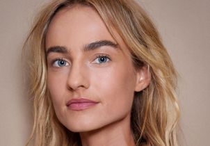 Vendu toutes les 10 secondes, le stick multifonction de Merit arrive (enfin) chez Sephora