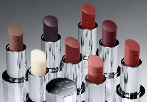 Best-of beauté : un pop-up Amuse, un nouveau baume à lèvres Celine…