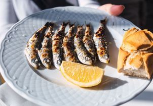 Sardines : présentées comme un « Botox naturel », sont-elles vraiment efficaces pour la peau ?