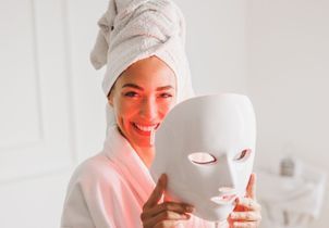 Masque LED : ces gestes simples qui optimisent son efficacité