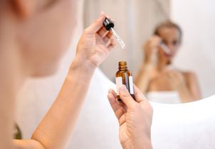 Sérums liftants : que peuvent-ils vraiment pour notre peau ?