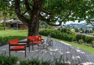 Les conseils d'une architecte pour créer un coin d'ombre au jardin