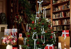 Un sapin sans guirlande ? La tendance déco de Noël à suivre