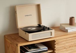 DIY : recyclez un vieux vinyle pour en faire un objet utile au quotidien