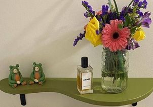 DIY : une étagère organique colorée ultra tendance