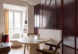 Avant/Après : un 26 m2 revisité façon château moderne