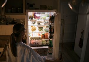 Voici la pire heure pour dîner (pour votre corps et votre humeur) 