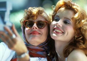 « Thelma et Louise », « Beetlejuice » : Geena Davis en 8 rôles inoubliables