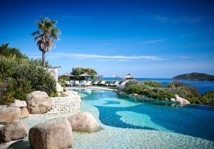 Les plus beaux hôtels de Corse du Sud où l’on rêve de poser ses valises