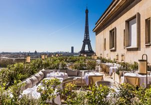 Restaurant terrasse à Paris : nos meilleures adresses pour l’été