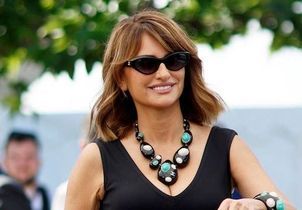 Avec son collier XXL, Penélope Cruz signe le grand retour des bijoux maximalistes
