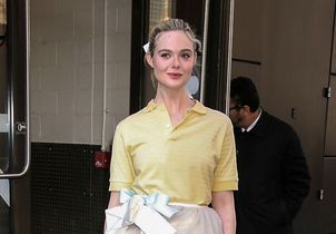 Elle Fanning remet le style « mamie » au goût du jour (et ça fonctionne)