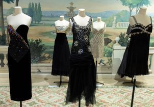 Cette robe Dior mythique signée Galliano vient d’être vendue à prix d’or 
