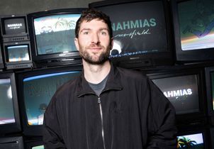 Qui est Doni Nahmias, le créateur derrière la veste Marty Supreme que tout le monde s’arrache ?