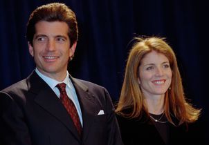 Caroline Kennedy : une vie teintée de drames, dans l’ombre de son frère John