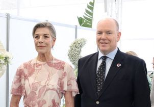 Dans les pas de Grace Kelly, Albert II et Caroline de Monaco honorent la passion de leur mère