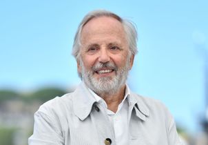 « Elle m’a soigné de ma phobie du couple » : les rares confidences de Fabrice Luchini sur sa compagne