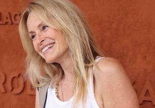 Estelle Lefébure revient sur son histoire d’amour avec David Hallyday : « Ça a vraiment été le coup de foudre »