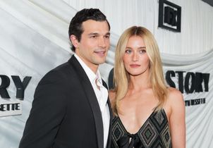 Sarah Pidgeon et Paul Anthony Kelly ressuscitent le couple Kennedy à l’avant-première de « Love Story »