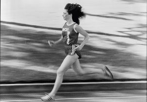 Kathrine Switzer : comment est-elle devenue la première femme à courir un marathon officiel