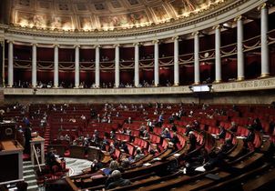 Budget de la sécu : ménopause, congé de naissance, retraite…sept mesures qui concerneront les femmes 