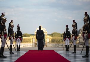 Dîners d'État, séjours discrets… pourquoi Versailles est le théâtre préféré d'Emmanuel Macron ?