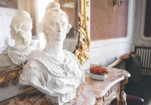 Élections municipales 2026 : où en est-on de la parité imposée ? 