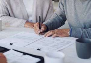 En couple non marié : ce détail important pour (bien) protéger votre partenaire en cas de décès  
