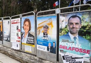 Municipales : les candidates doivent-elles sourire sur leur affiche pour être élues ?