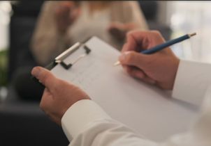 Soumission chimique : un psychiatre mis en examen pour viol et agressions sexuelles sur des patientes qu’il sédatait 